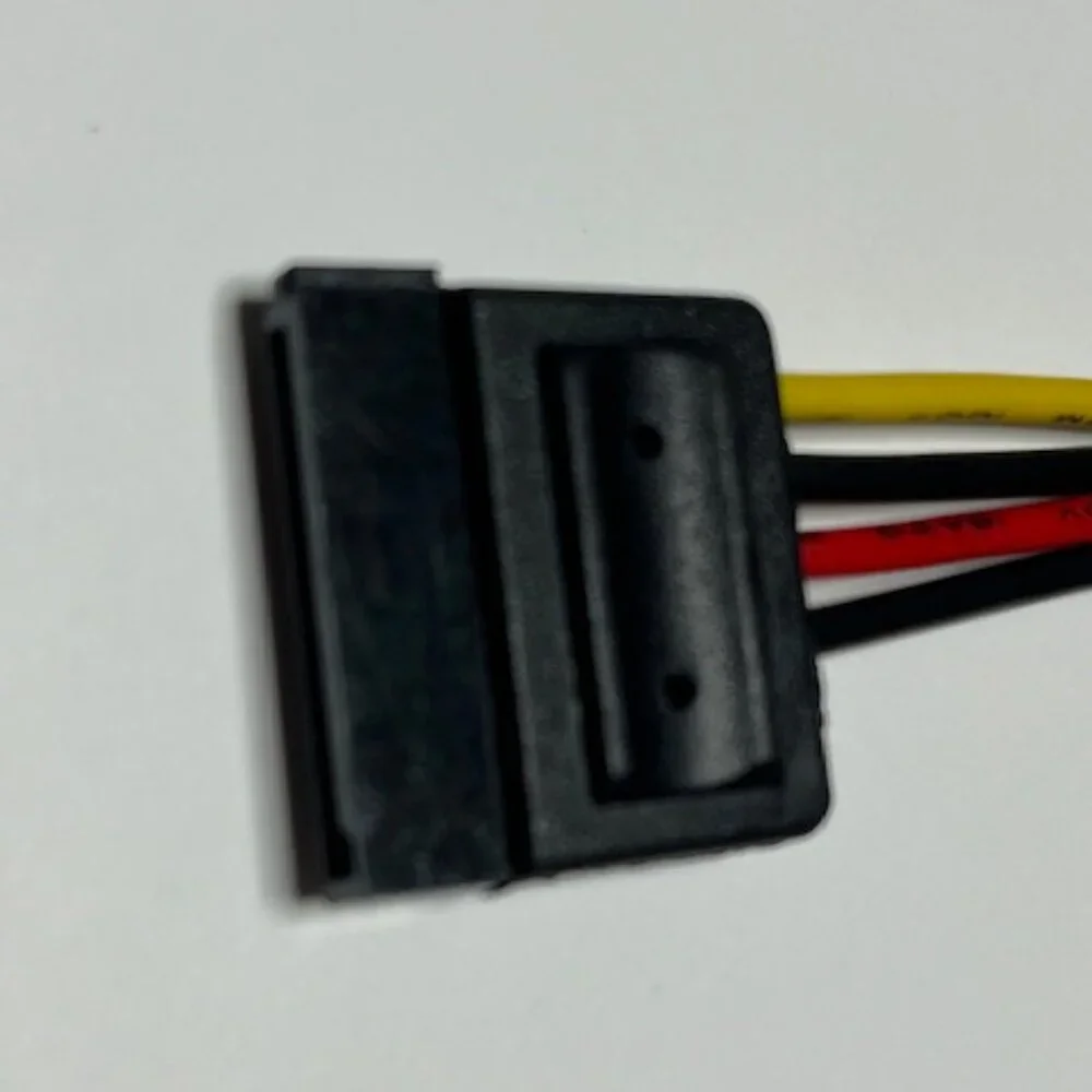 StarTech.com 6in 4 Pin Molex to SATA Power Cable Adapter